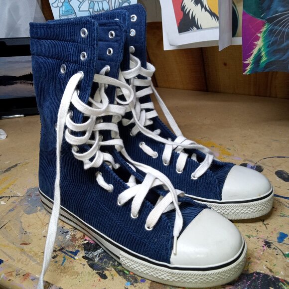 High Top Sneakers - Picture 4 of 7